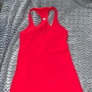 Lululemon tank